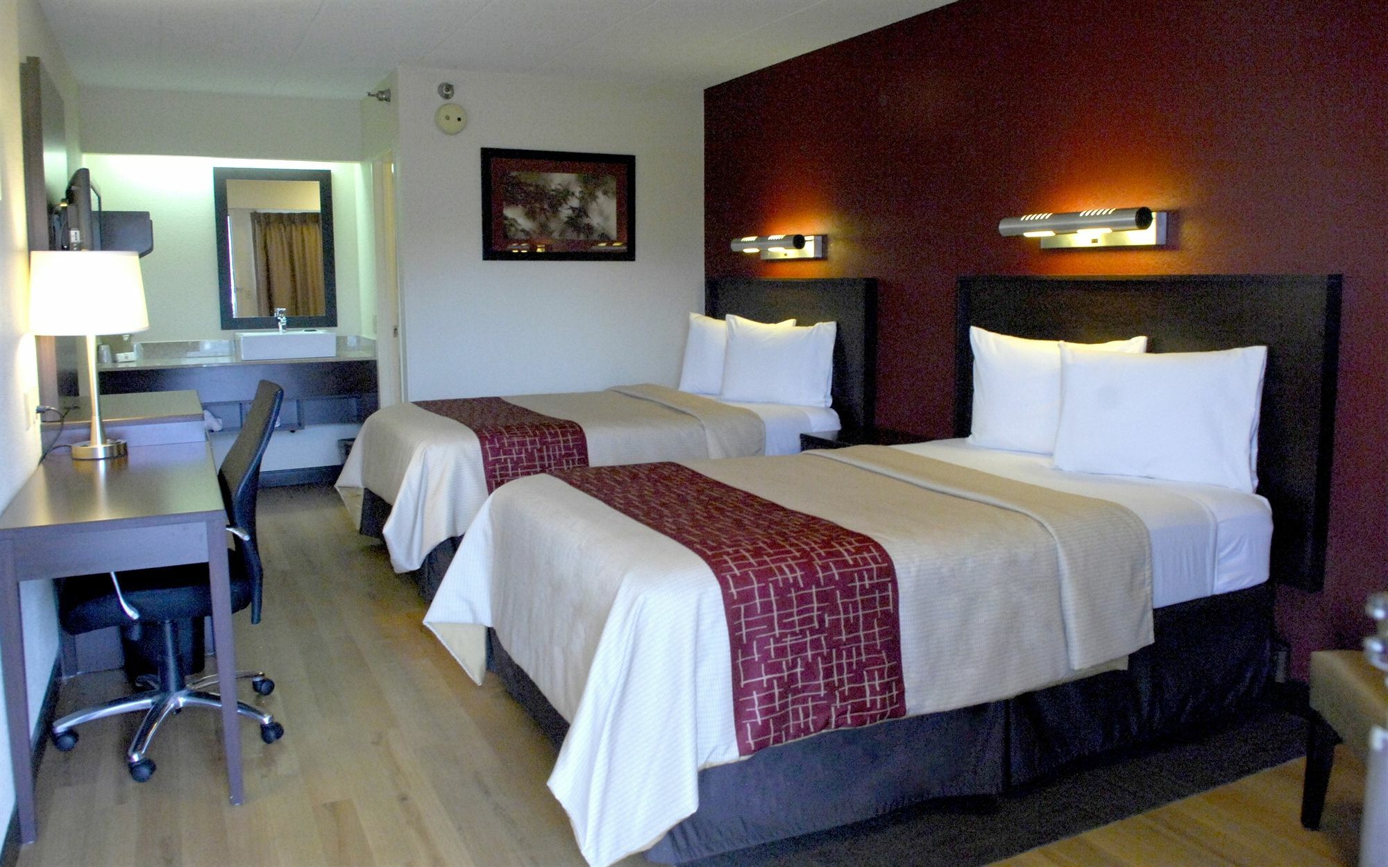 Red Roof Plus+ Pittsburgh South - Airport Hotel 3*