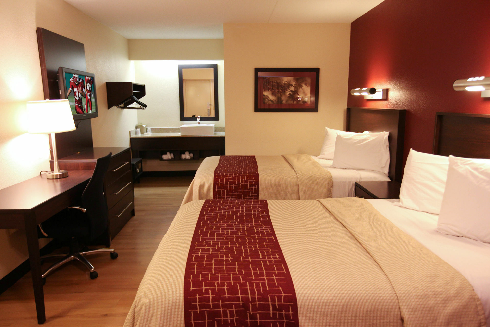 Red Roof Plus+ Pittsburgh South - Airport Hotel Imperial